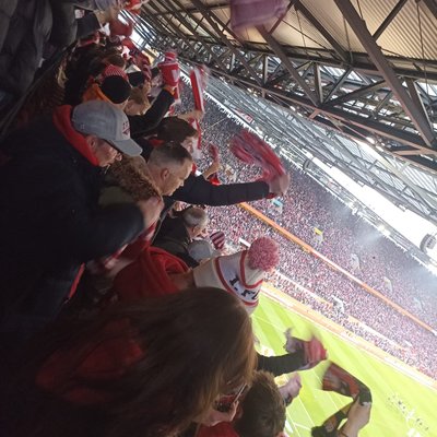 6bb5a256-f5a6-479c-93c9-54d36a06f82d